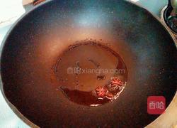 香菇烧冻豆腐的做法图解5