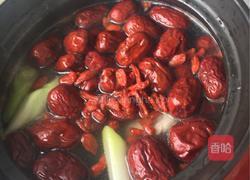 枸杞大棒棒骨汤的做法图解6