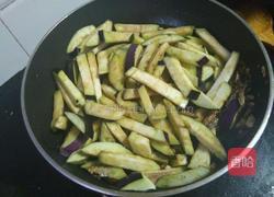 咸鱼炒茄子的做法图解8