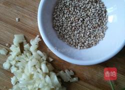 凉拌香菜的做法图解2