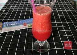 清凉一夏西瓜汁的做法图解4