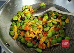 蚕豆瓣炒鸡蛋的做法图解8