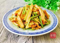芹菜炒豆干的做法图解8