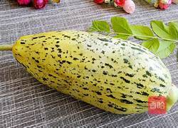 甜瓜汁的做法图解1