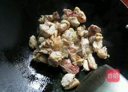 茶树菇煲土鸡的做法图解4