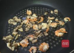 中式~海苔香菇虾仁披萨的做法图解5