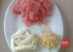 滑炒肉片的做法图解1