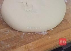 猪肉大葱包子的做法图解4