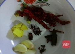 爆椒鱿鱼丝的做法图解1