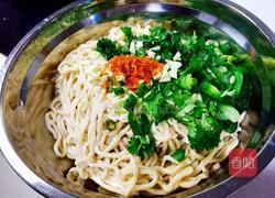 油泼面的做法图解7