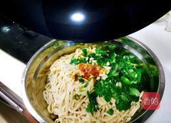 油泼面的做法图解9
