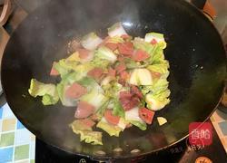 火腿肠炒芽白菜的做法图解4