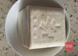 鲫鱼枸杞叶豆腐汤的做法图解2