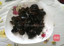 洋葱拌木耳的做法图解4