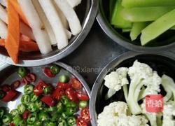 泡椒田鸡的做法图解2