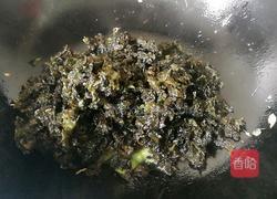 小炒地塌菇的做法图解4