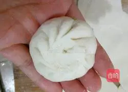 Illustration of how to make zucchini buns with oil residue 18