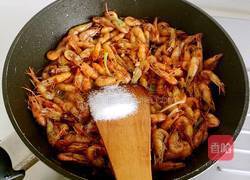 油爆小河虾的做法图解12