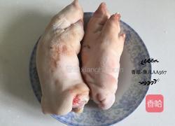 卤猪手的做法图解1