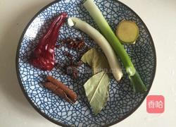 卤猪手的做法图解4