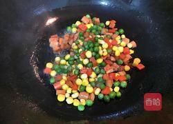 火腿肠蔬菜丁的做法图解4