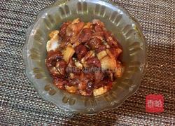 蒜苗炒肉的做法图解2