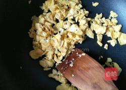 青瓜炒饭的做法图解5