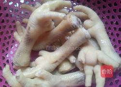 酱汁鸡脚的做法图解2