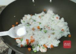 豌豆虾仁炒饭的做法图解8