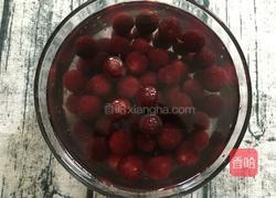 冰冻桂花杨梅汤的做法图解1