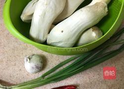 手撕杏鲍菇的做法图解1