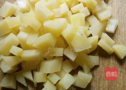 酸辣土豆的做法图解1