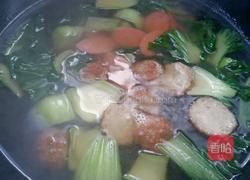 蔬菜肉丸蝴蝶面的做法图解7