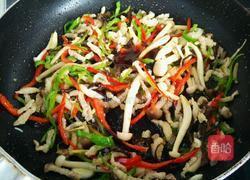 肉丝炒双菇的做法图解6