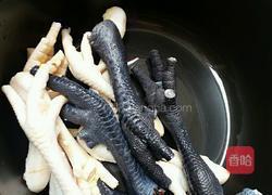 黄豆木瓜鸡脚汤的做法图解2