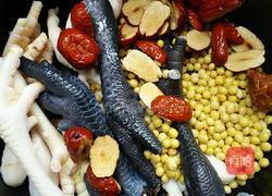 黄豆木瓜鸡脚汤的做法图解3