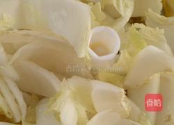 胡萝卜香菇娃娃菜馅的做法图解7