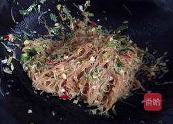 蒜蓉粉丝蒸生蚝的做法图解6