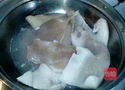 水晶猪皮冻的做法图解2