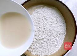 美味肉龙的做法图解2