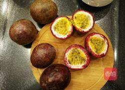 百香果蜜茶的做法图解2