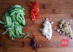 凉拌酸辣黄豆芽的做法图解3