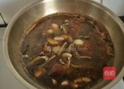 大蒜头烧段鳝的做法图解7