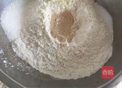 西瓜吐司(手揉版)的做法图解2