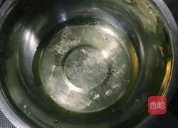 牛肉松蛋糕卷的做法图解2