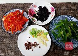 豆豉炒鸡腿肉的做法图解4