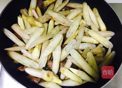 藕尖炒牛肉的做法图解5