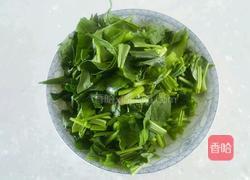 炝拌菠菜汁面的做法图解4