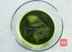 炝拌菠菜汁面的做法图解7