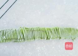 炝拌菠菜汁面的做法图解15